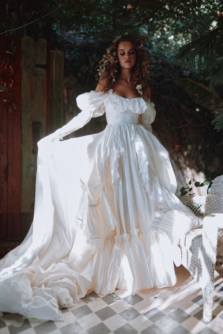 taffeta and lace wedding dress June Bridals Modest Long Sleeve Western Boho Lace Summer Wedding Dress Destination Elegant A-Line Taffeta Bateau Neckline Deep V-Back Bridal Gown