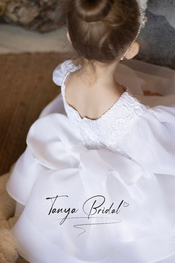 Flower Girl Dress Full Sleeves Round Neck Ball Gown Girl Party Dress