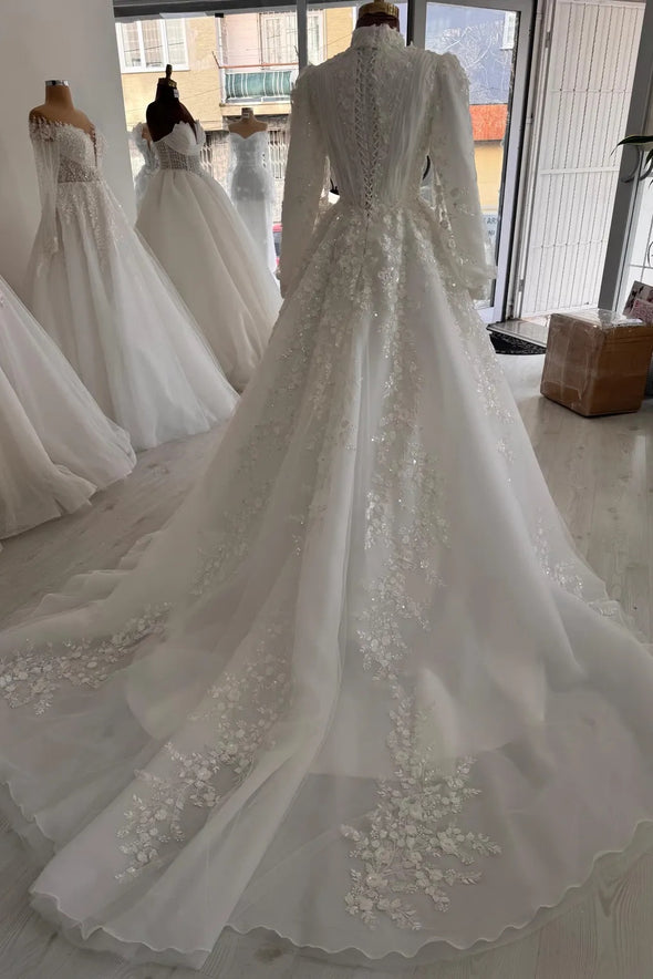 Modern 3d Lace Hijab Wedding Dress