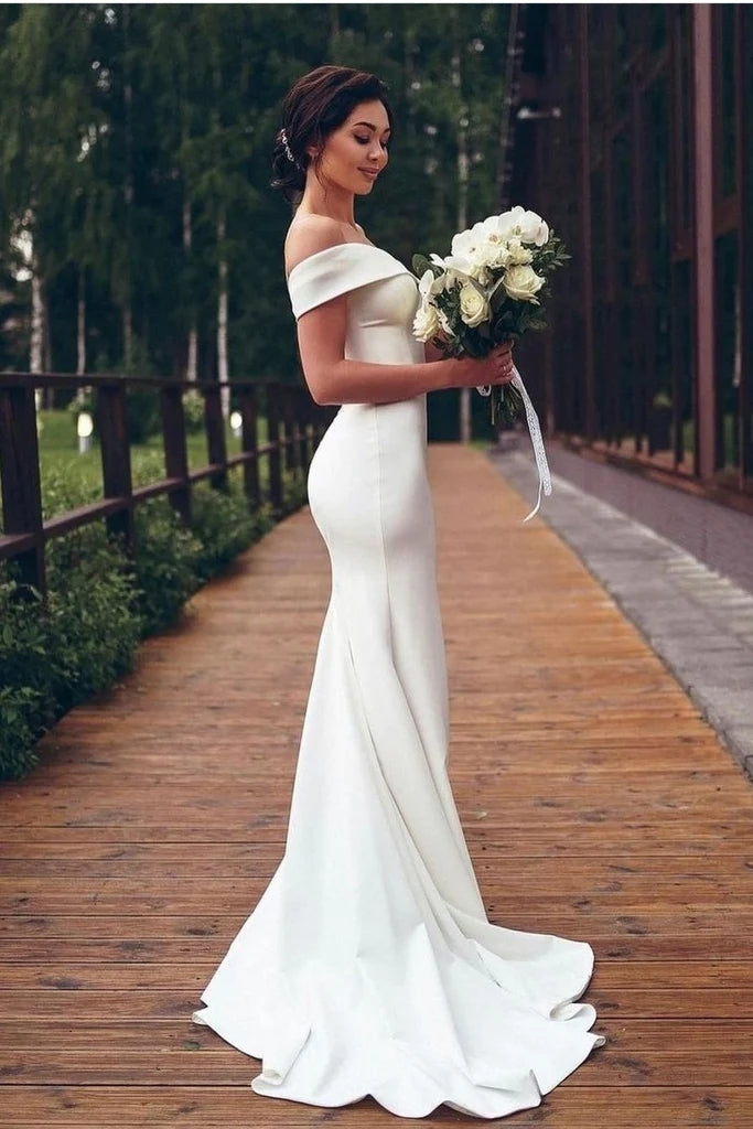 off shoulder satin mermaid wedding dress Luxury Ivory Off-the-Shoulder Lace and Satin Mermaid Wedding Dress with Veil SW231