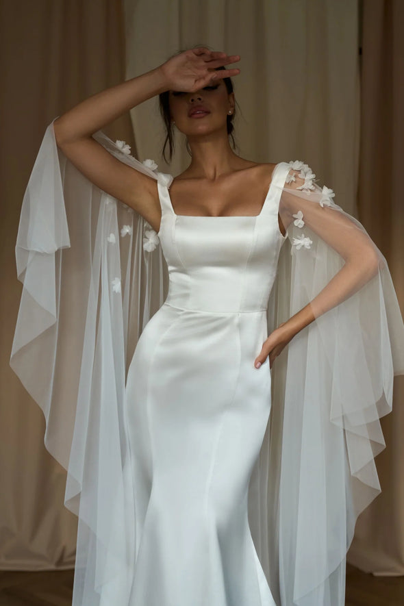 Mermaid Wedding Dress Square Neck With Flowers Falre Sleeves