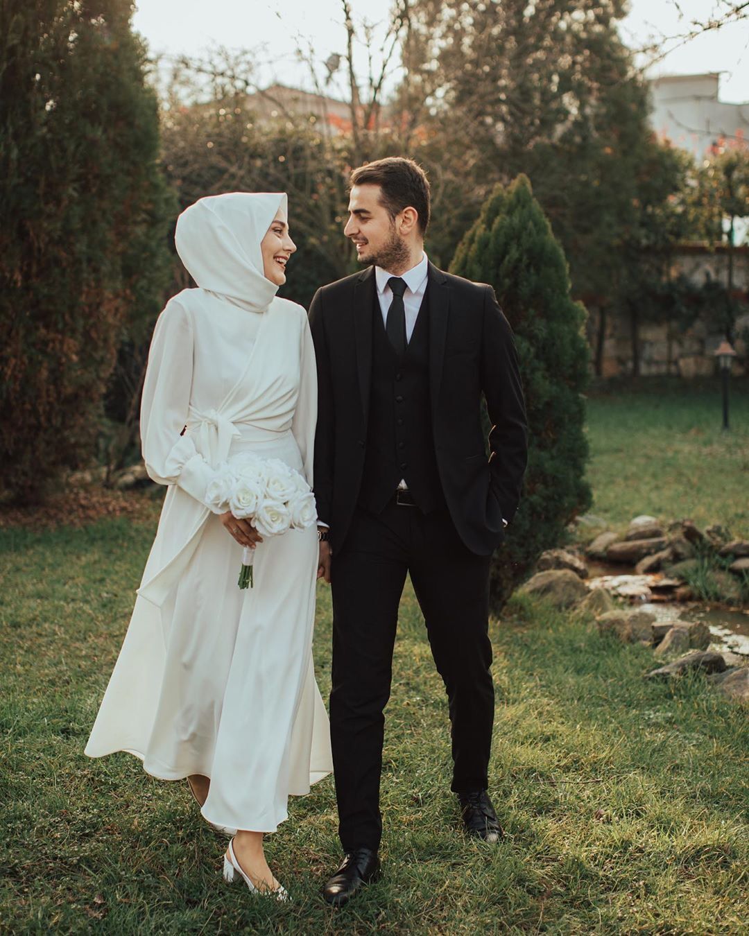 Elegant Long Sleeve Muslim Wedding Dress For Bride High Neck Lace Appliques Wedding  Bridal Dresses Vestido De Novia - Wedding Dresses - AliExpress