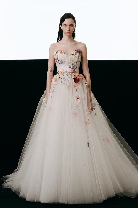 Sweetheart Tulle Skirt Wedding Dresses With Colorfull Emboridery DW760