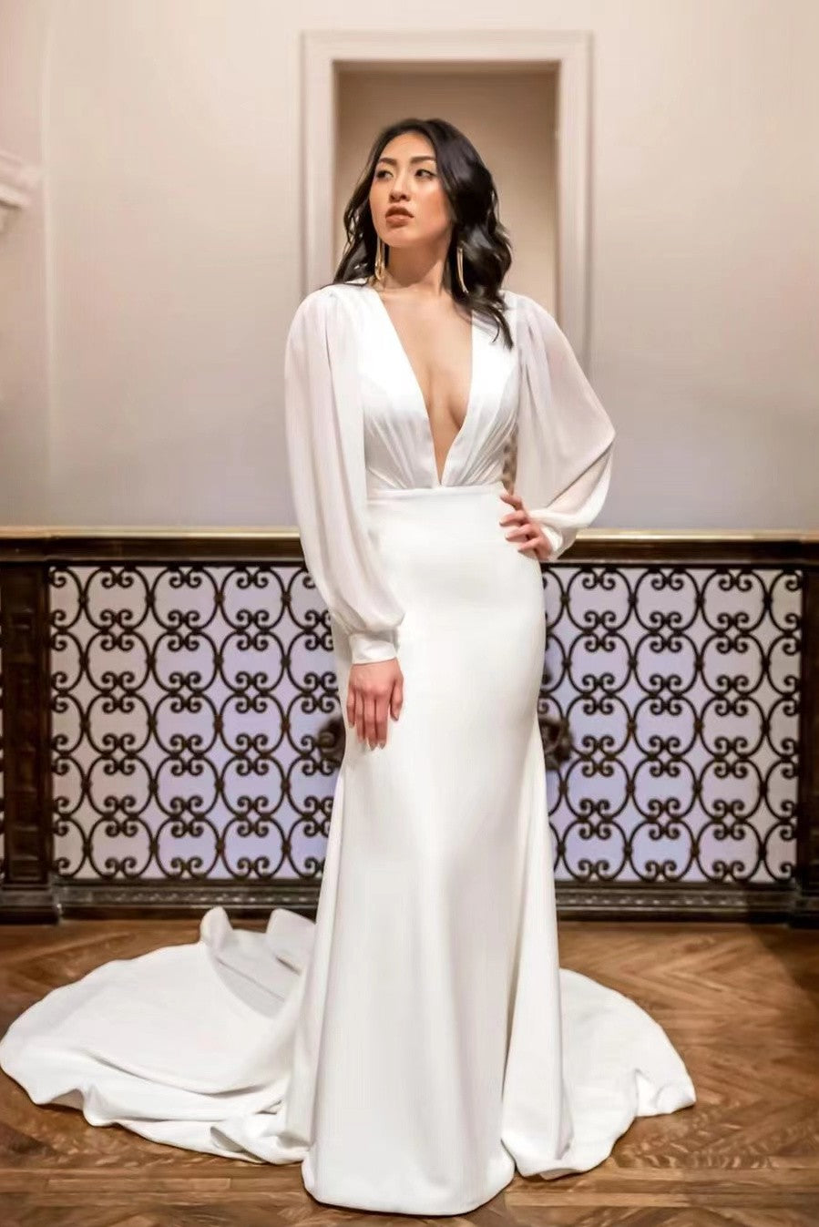 Knee Length White Clubwear Dresses Mini White Party Dress Long Long Sleeve Lace Evening Dress With Knee Length White Clubwear Dresses Mini White Party Dress Long Long Sleeve Lace Evening Dress With