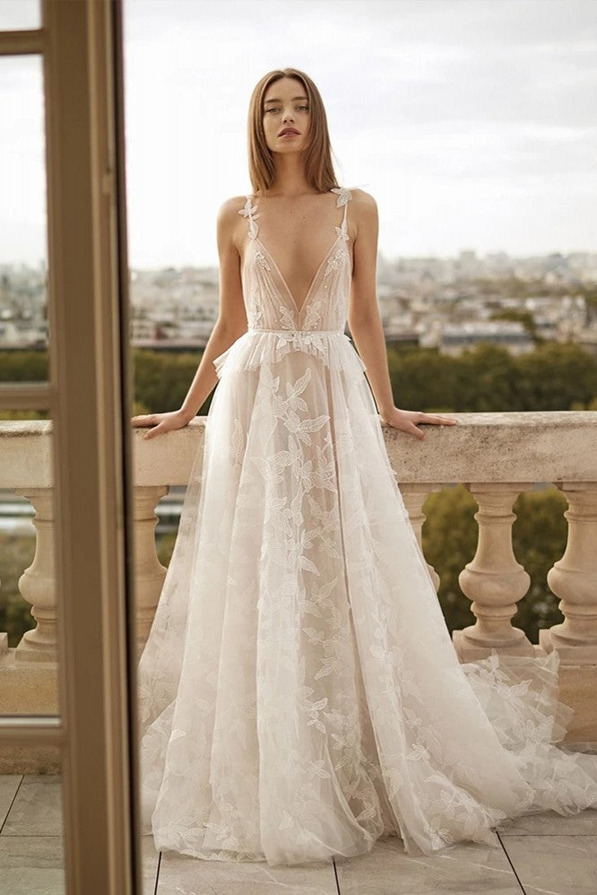 Unique Lace Boho Wedding Dresses Deep V-Neck Backless Bridal Gowns ZW9 ...
