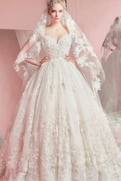 Luxury Ball Gown Lace Wedding Dress Sweetheart Cap Sleeves