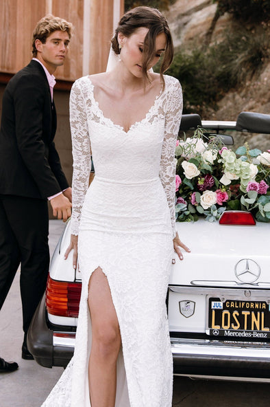 V Neck Long Sleeves Mermaid Lace Wedding Dresses