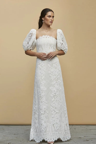 Bold Corded Lace Wedding Dress Chic Sophistication With Detachable Sleeves DW670