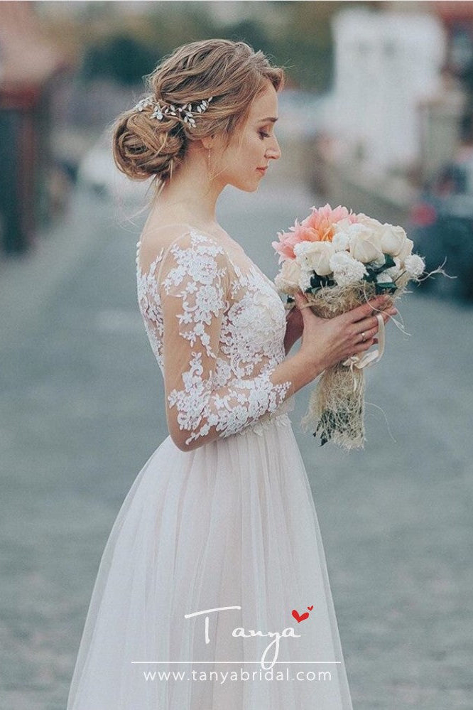 Silk Wedding Dresses For Elegant and Refined Bride | Plain wedding dress, Wedding  dresses simple, Simple wedding gowns