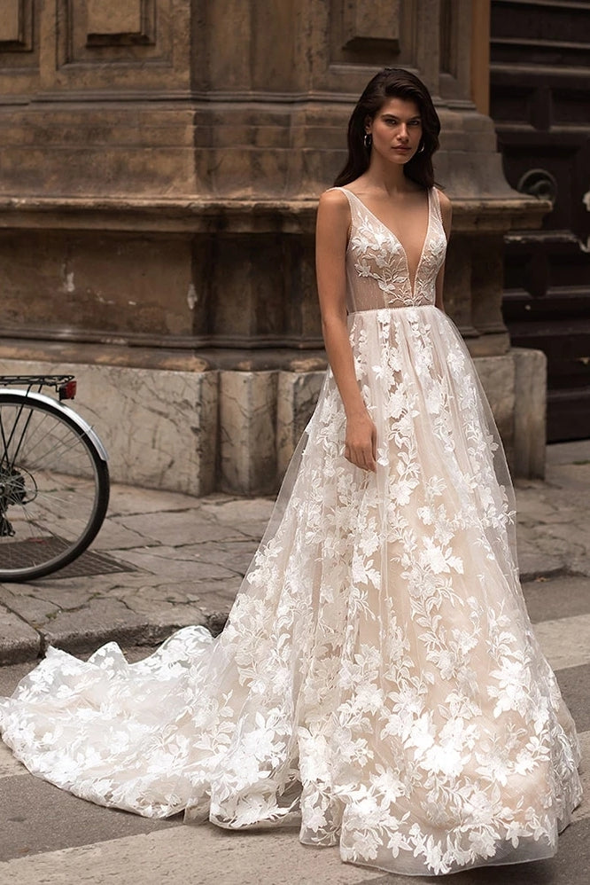 Champagne Lining Lace Wedding Dresses Backless Noivas ZW935 - Champagne Lining Lace Wedding Dresses Backless Noivas ZW935 -