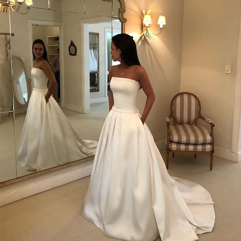 simple wedding dresses strapless A-line with Veil VW1828 Viniodress long trainideal for plus Simple Strapless Wedding Gown with