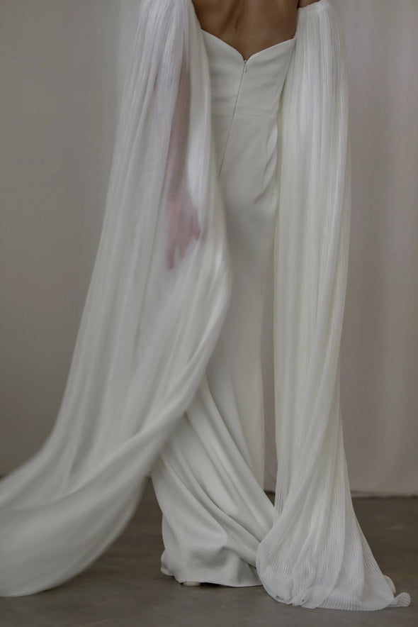 Ultra-Modern Sleek Column Wedding Detachable Sleeve With Delicate Pleated