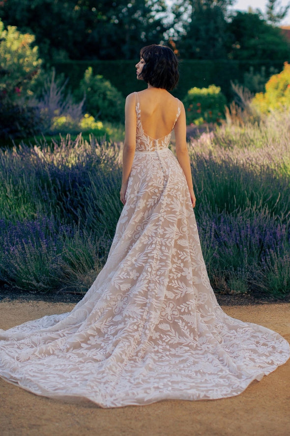 A Line V-Neck Elegant Backless Wedding Dresses Robe De Soriee ZW825