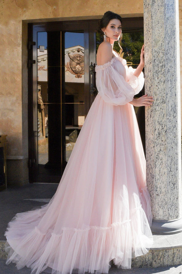 Charming Bohemian Unique Stylish Train Wedding Dresses