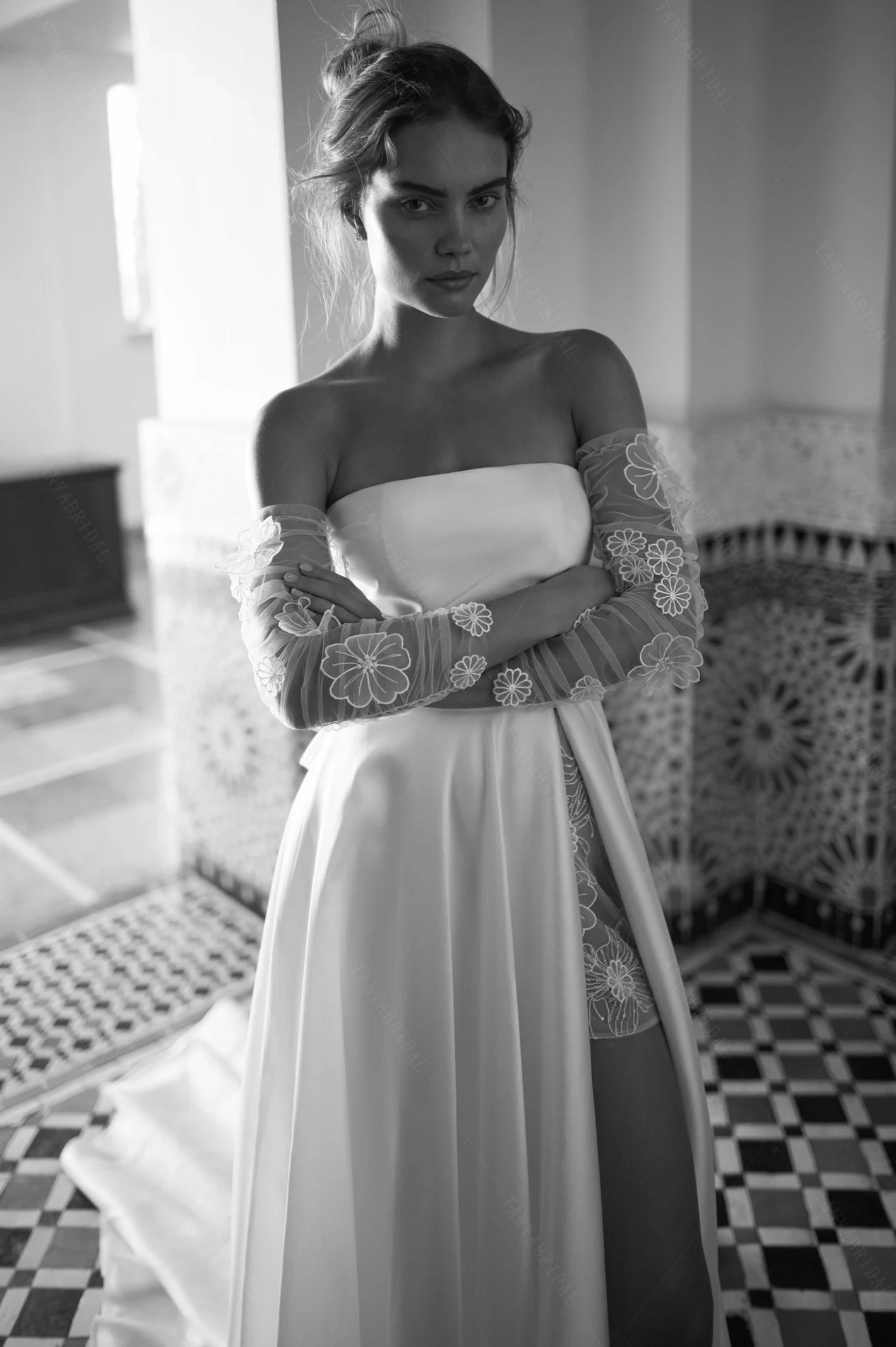 Strapless Satin High Split Wedding Dresses Lace Up Back With Long Slim TANYA BRIDAL Strapless Satin High Split Wedding Dresses Lace Up Back With Long Slim TANYA BRIDAL