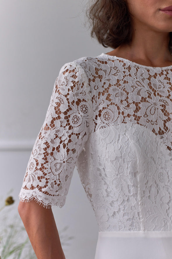 Elegant Half Sleeves Lace Wedding Dress Simple Style TT576