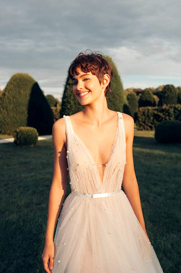 Bohemian Pearls Tulle Wedding Dresses Deep V