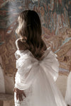 Delicate Wedding Bow-Shaped Cape Stunning Big Tulle Bow With Train DJ195