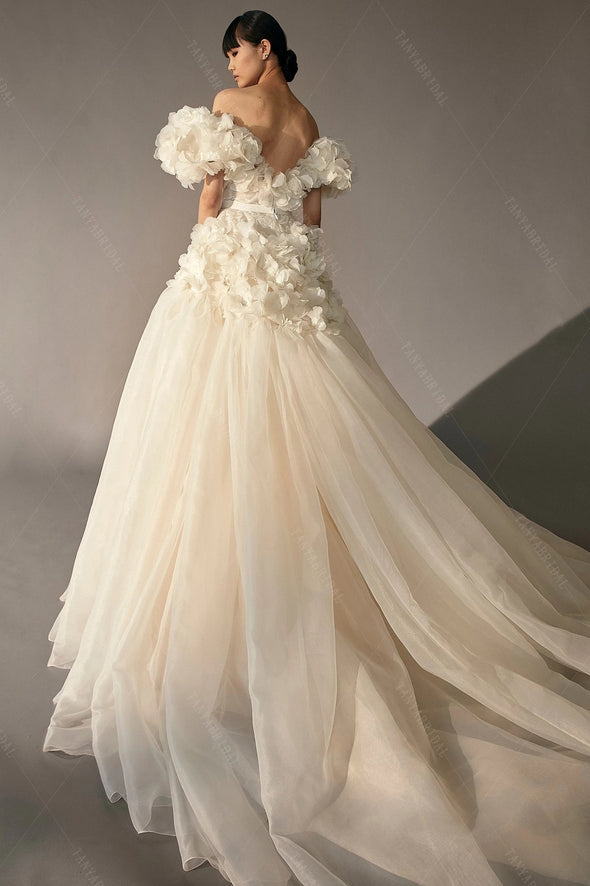 Off The Shoulder Wedding Dresses Organza Layered ZW933