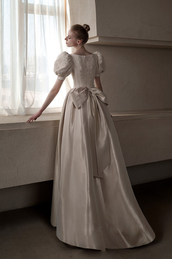 A Line Satin Vintage Champagne Puff Sleeve Wedding Dresses ZW835