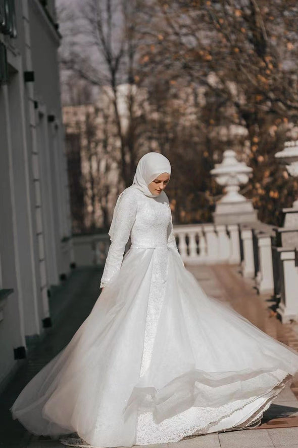 Muslim Lace Wedding Dress With Detachable Train