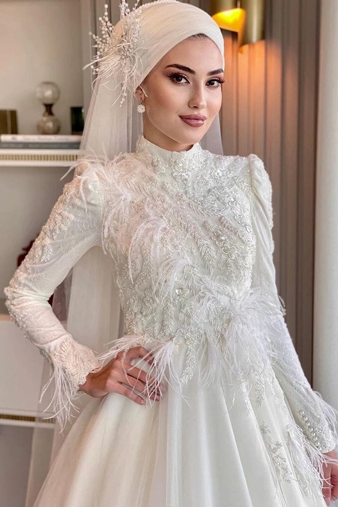 Ivory Long Sleeves Handmade Flowers Wedding Dresses Dubai Oneck Vintage  Princess Bridal Gowns Ha2263 Custom Made Weddi US Size 2 Color Ivory