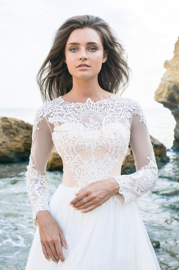 Long Sleeved Beach Lace Wedding Dresses 2019