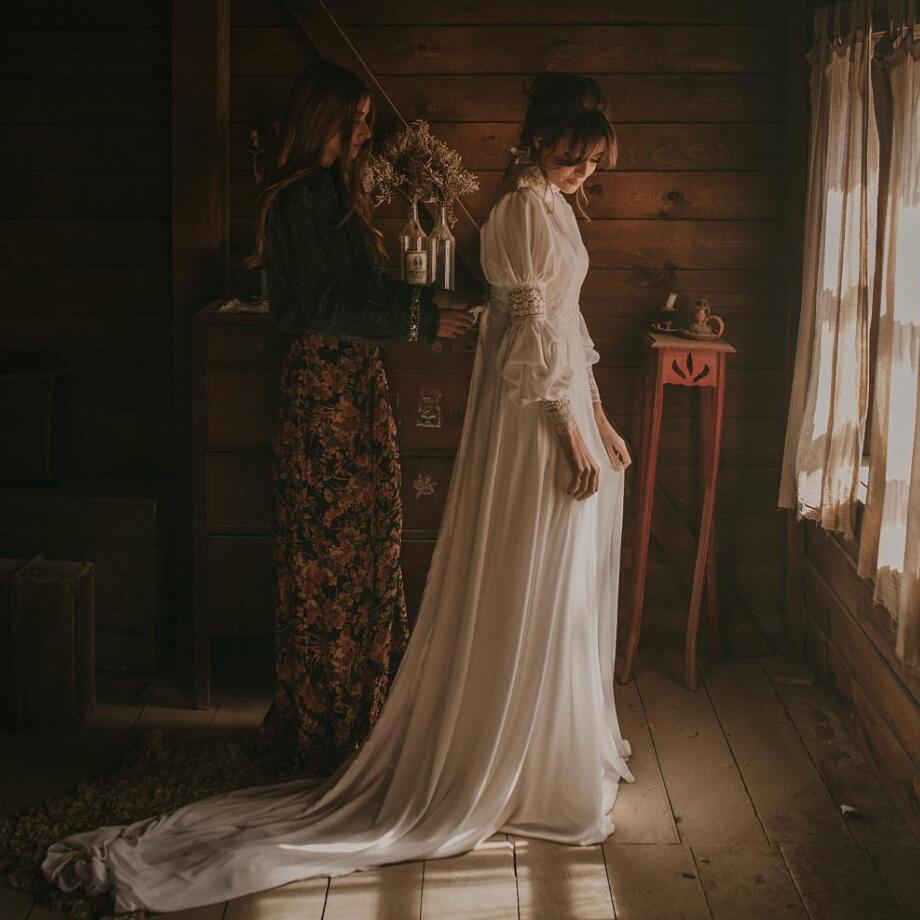 Victorian Style Bohemian Wedding Dresses Long Sleeve – TANYA BRIDAL Victorian Style Bohemian Wedding Dresses Long Sleeve – TANYA BRIDAL