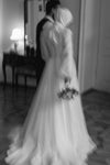 Elegant Modest Pearls Dot Tulle Full Sleeves Muslim Wedding Gown