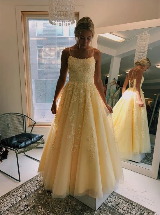 A-Line Tulle Long Prom Dresses With Appliques