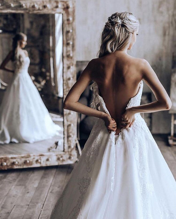 Vintage A Line Lace Wedding Dresses TB1444