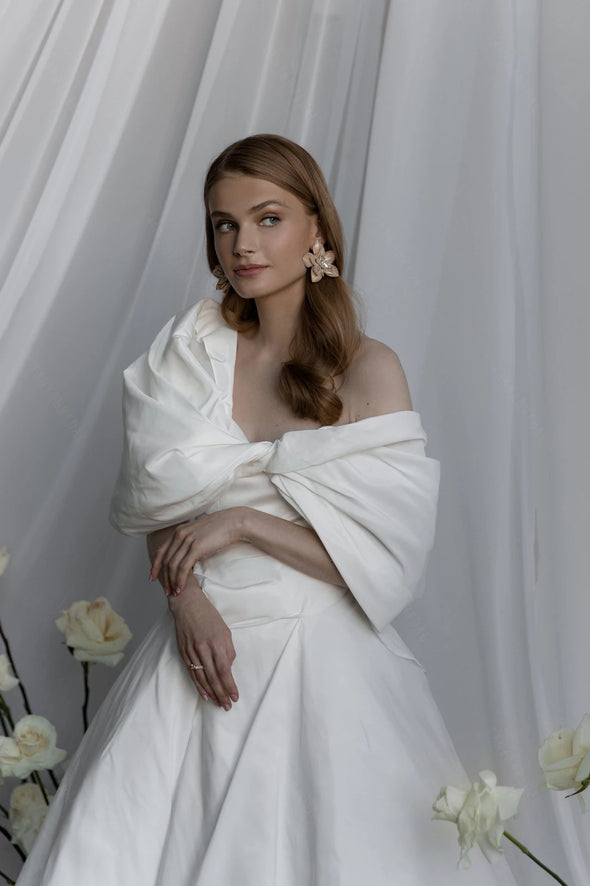 Taffeta A Line Wedding Dresses Side Split Special Cut Noivas ZW752