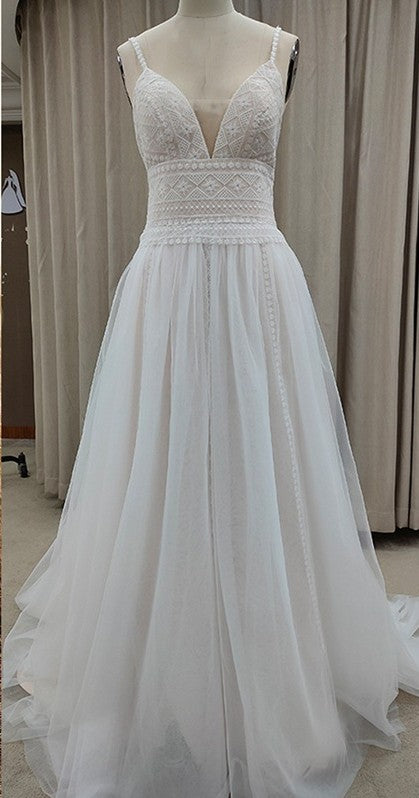 A Line V Neck Spaghetti Strap Tulle Lace Bohemian Wedding Dress SPF074