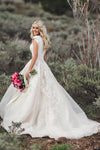 Elegant Lace Applique Scoop Neck Short Sleeves A Line Wedding Dress
