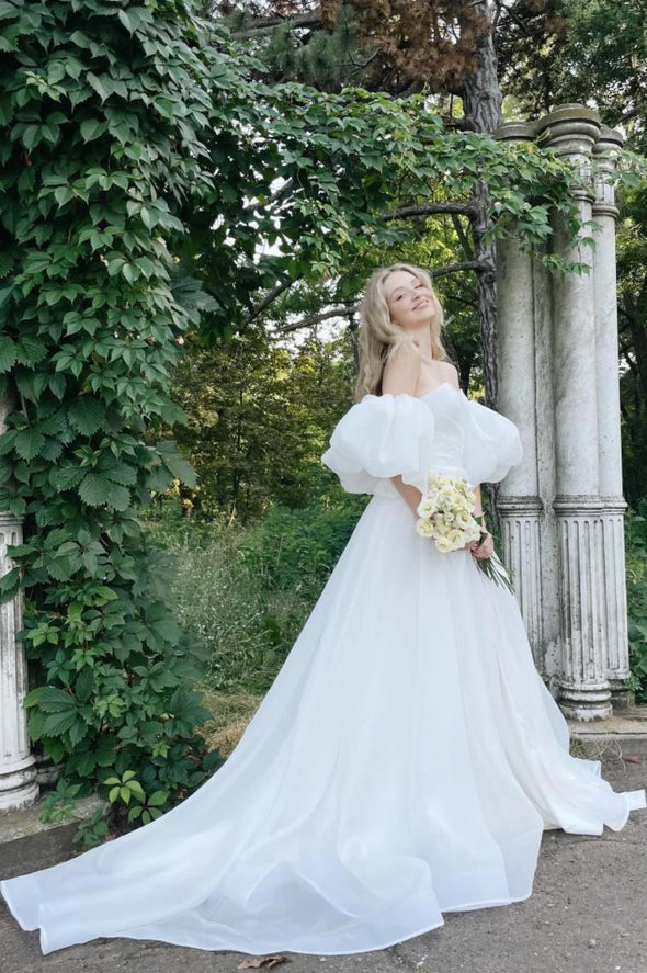 A Line Sexy Spliit Wedding Dress With Detachable Puffy Sleeves Robe De Mariée