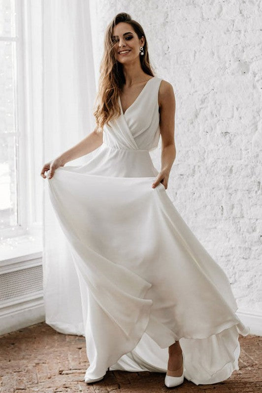 Elegant V Neck Sleeveless A Line Simple Satin Wedding Dress With Veil