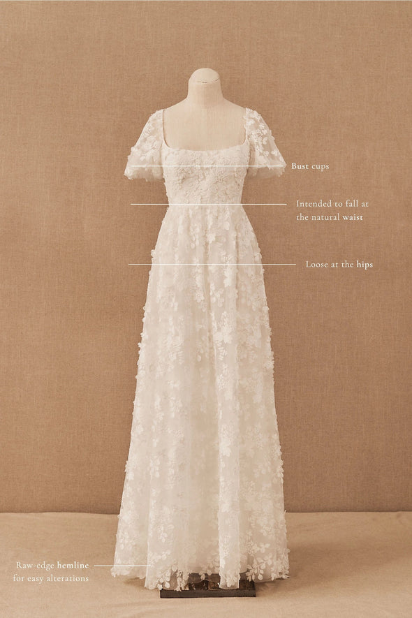 Short Puff Sleeve Wedding Dresses 3D Flowers Lace Romantic Boho Noivas DW668