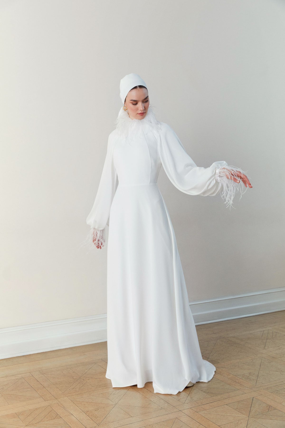 Muslim Wedding Dresses Arabic Long Sleeves With Feathers – TANYA BRIDAL