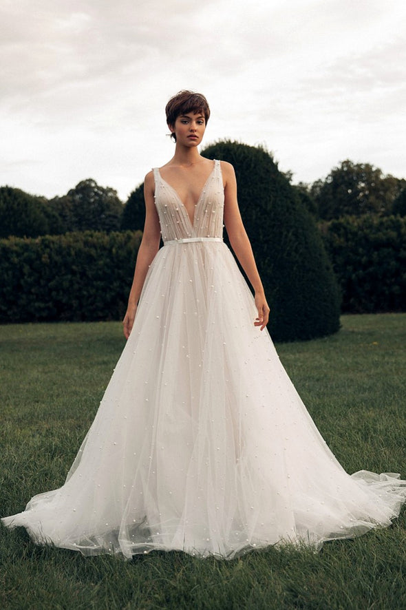 Bohemian Pearls Tulle Wedding Dresses Deep V