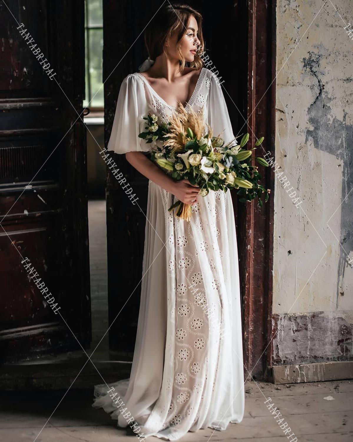 Short Flare Sleeve Wedding Dresses V-Neck Bohemian Bridal Gowns DW416 TANYA BRIDAL Short Flare Sleeve Wedding Dresses V-Neck Bohemian Bridal Gowns DW416 TANYA BRIDAL