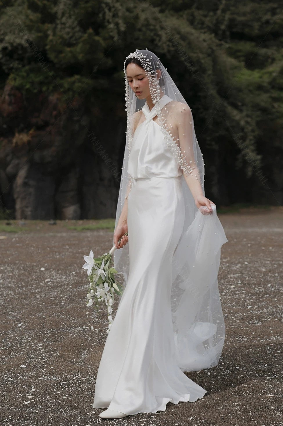 Shoulder Length Cut Edge Bridal Veil Two-Layers Waltz Veils Adult Women  Headwear