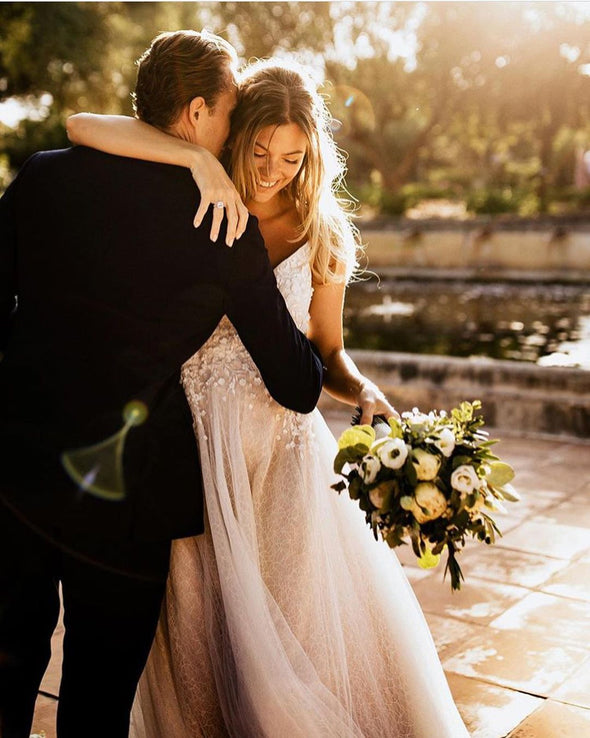 Simple A Line V Neck Summer Bohemian Wedding Dresses TB1404