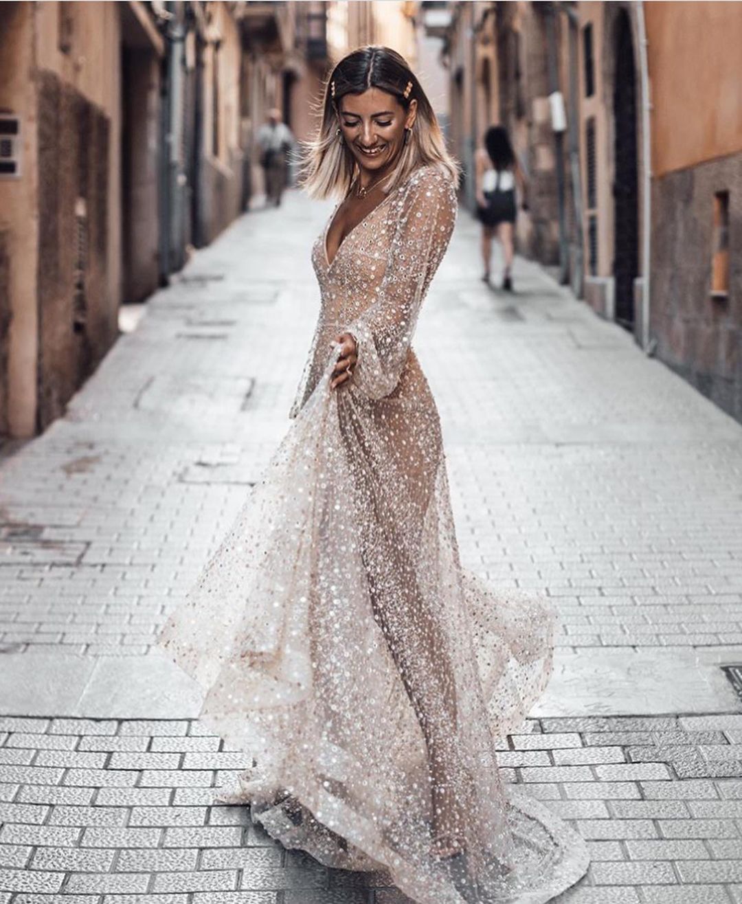 Luxury Bling Bling Sequins Beads Nude Lining Backless Wedding Dresses TANYA BRIDAL Luxury Bling Bling Sequins Beads Nude Lining Backless Wedding Dresses TANYA BRIDAL