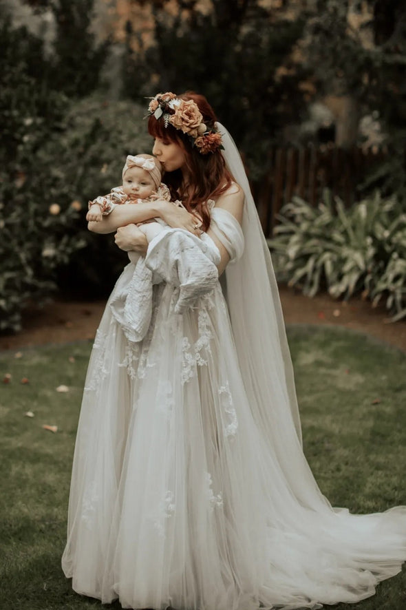 Off The Shoulder Lace A Line Wedding Dresses ZW668