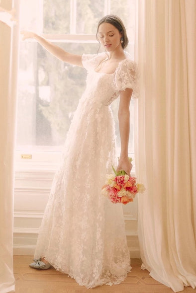 Short Puff Sleeve Wedding Dresses 3D Flowers Lace Romantic Boho Noivas DW668