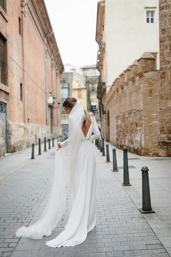 Mermaid Long Wedding Dresses With Floral Beadings