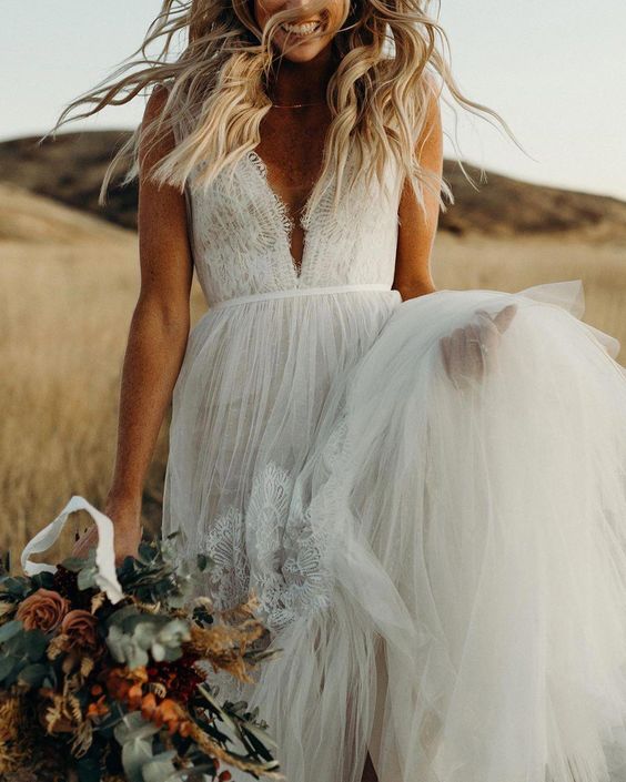 Long Bohemian Wedding Dresses V Neck Back A Line Lace Tulle Boho Noivas Bridal Gown DQG1181 Long Bohemian Wedding Dresses V Neck Back A Line Lace Tulle Boho Noivas Bridal Gown DQG1181