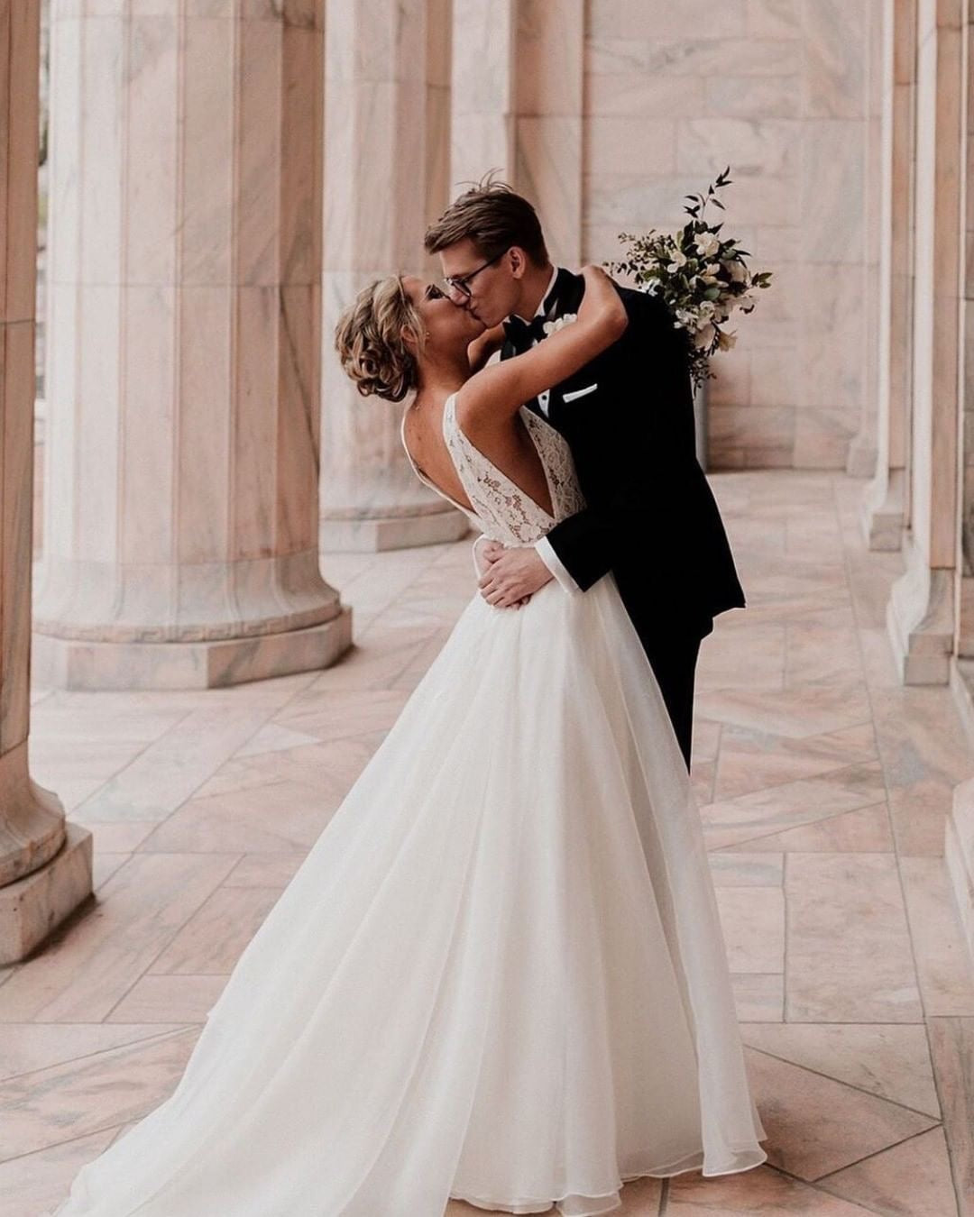 V Back Lace A Line Wedding Dresses 2020 vestido de novia TANYA BRIDAL V Back Lace A Line Wedding Dresses 2020 vestido de novia TANYA BRIDAL
