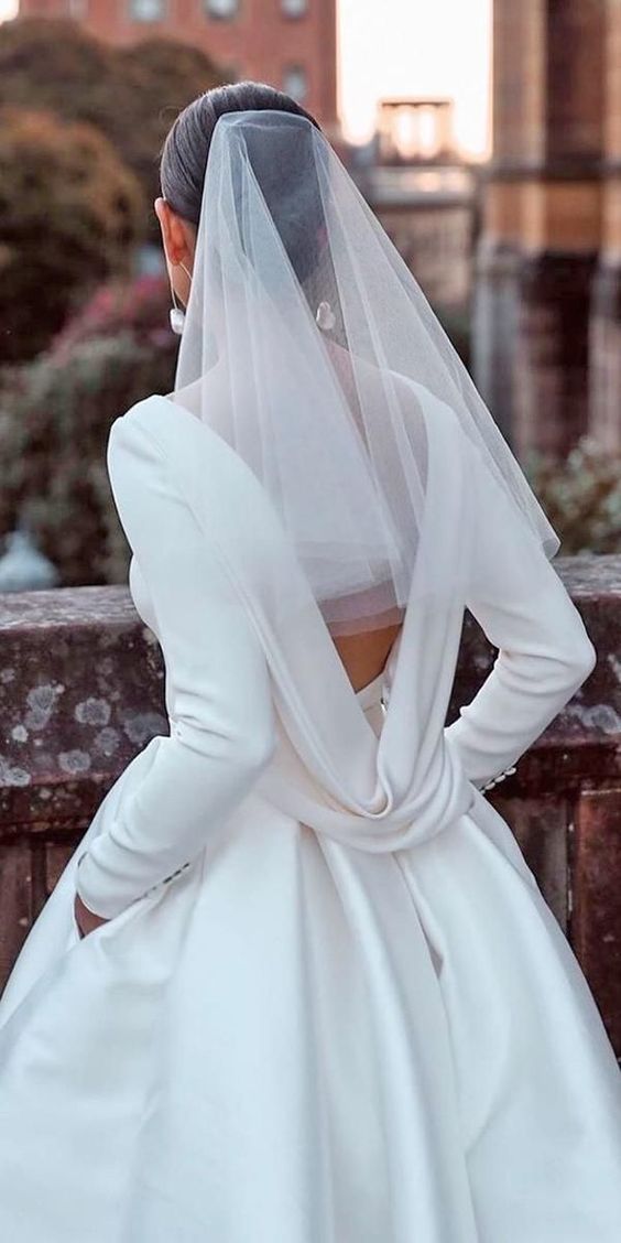 Long Sleeves Satin Wedding Gown