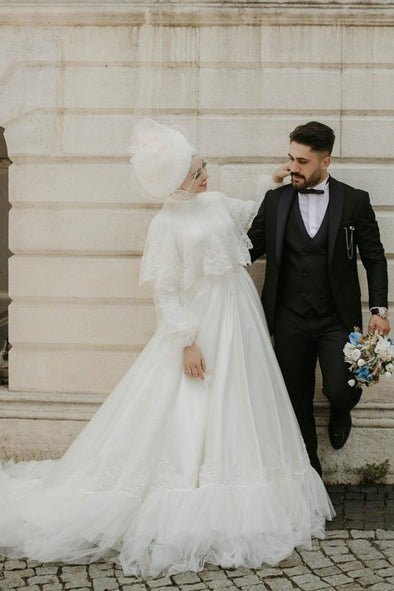 Elegant Long Muslim Wedding Bridal Gown Lace Edge Tulle Bride Dress